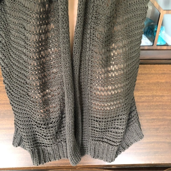 FYLO Cardigan - Picture 4 of 9